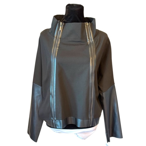 The HYLMA Vegan Leather Accent Zipper Top - Picture 9 of 14
